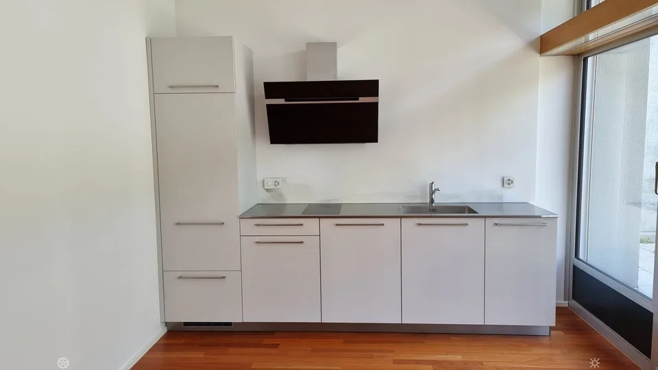 Modernes 1.5-Zimmer-Loft im 7. Stock mit Panoramablick in Biel/Bienne