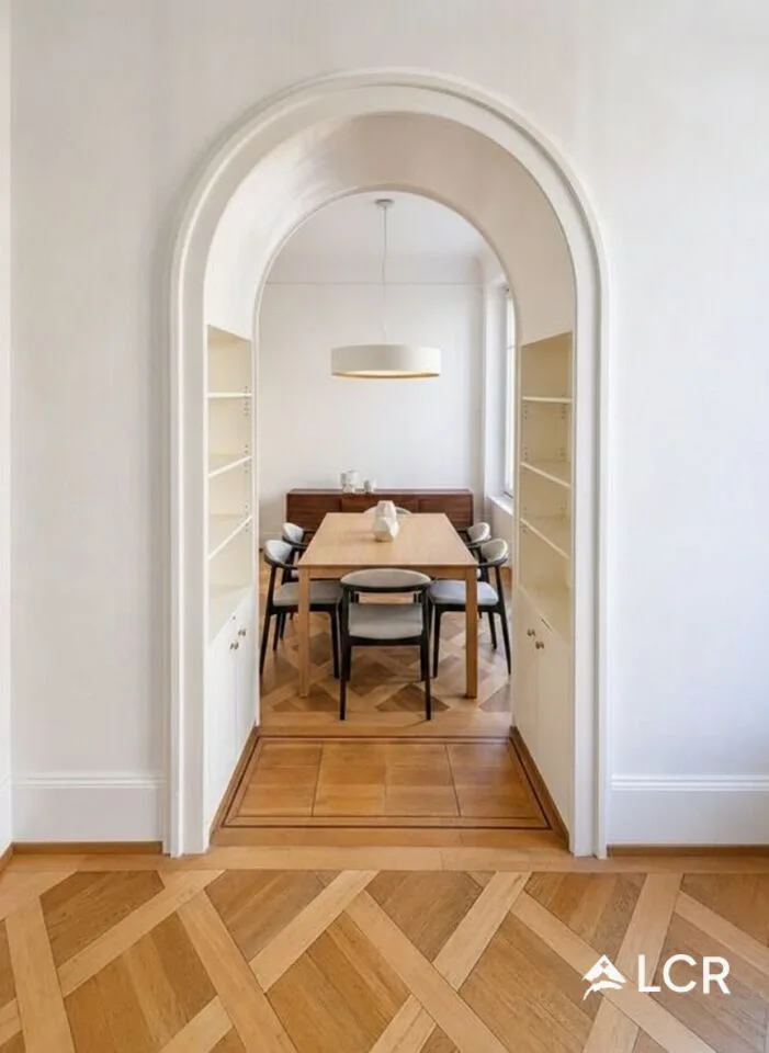 Meraviglioso appartamento di 7 locali / 3 camere da letto / 2 bagni