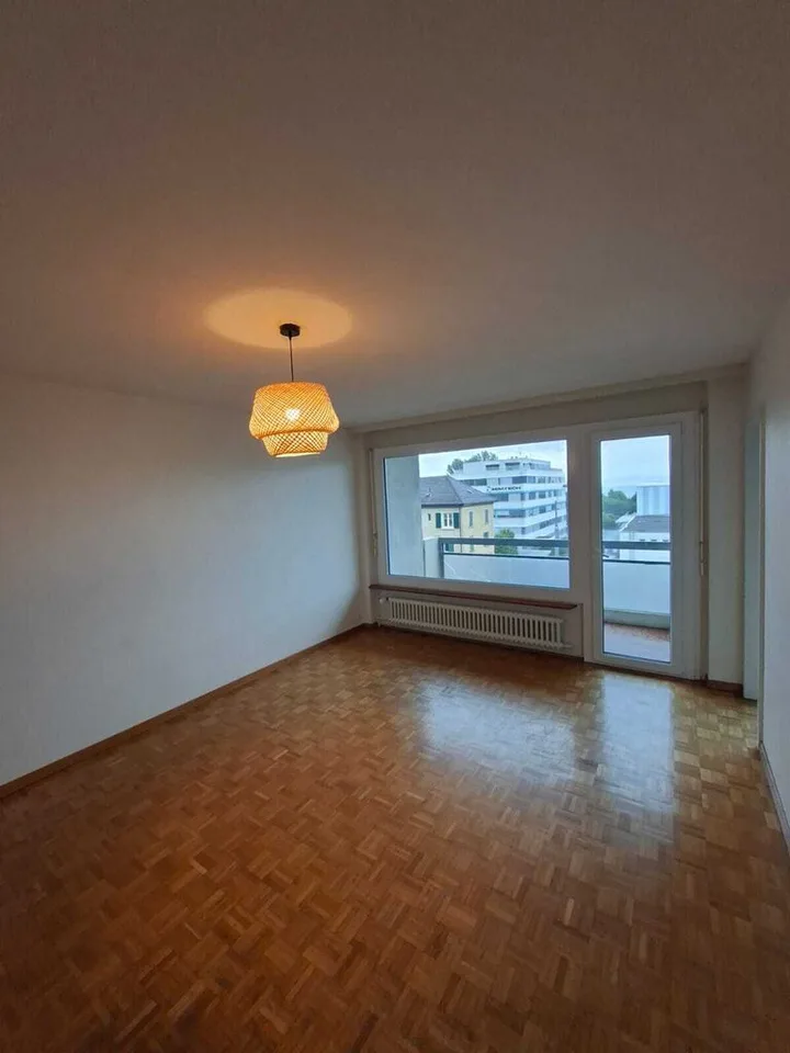 MONOLOCALE 5° PIANO CON BALCONE 35 M2 E ASCENSORE