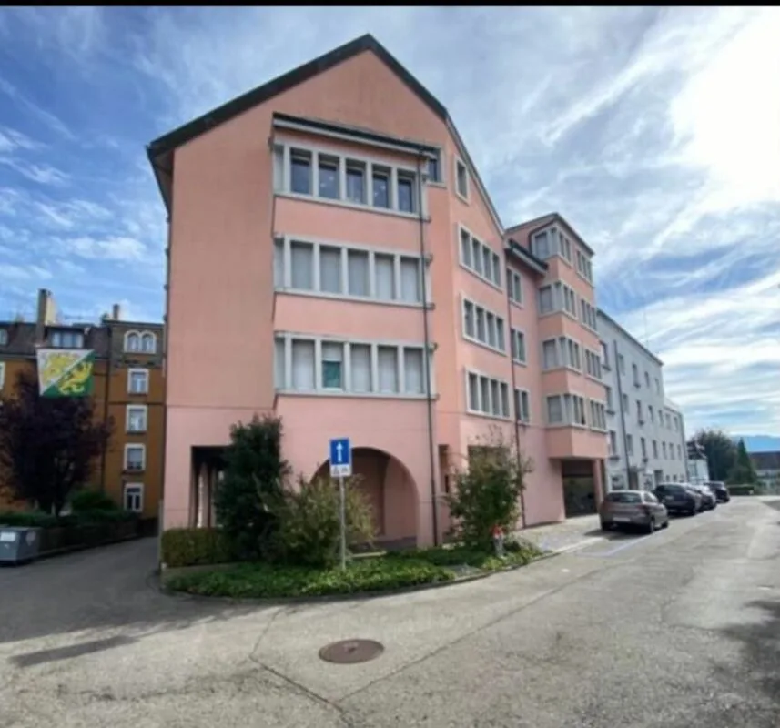 Exklusiv! Neu sanierte 5,5 ZWG 180 m2