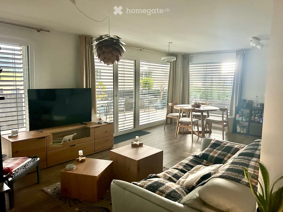 Zu vermieten - Charmantes möbliertes 3.5-Zimmer-Apartment - Remaufens