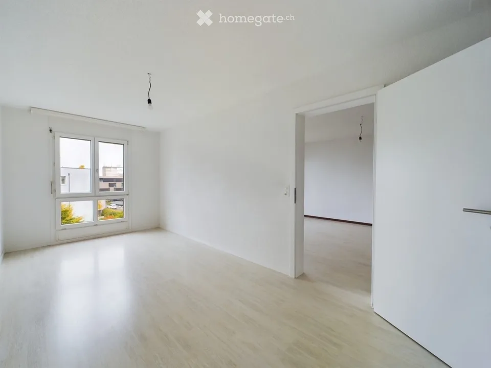 Schöne 4.5 Zimmerwohnung an zentraler Lage