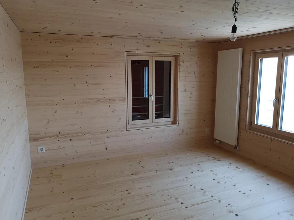 Moderne Maisonette-Wohnung mit sonnigem Balkon in Herisau
