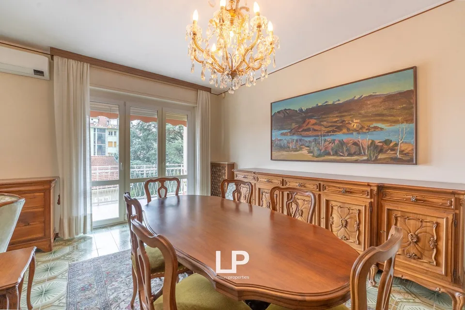 Apartment in the center with a view of Arona