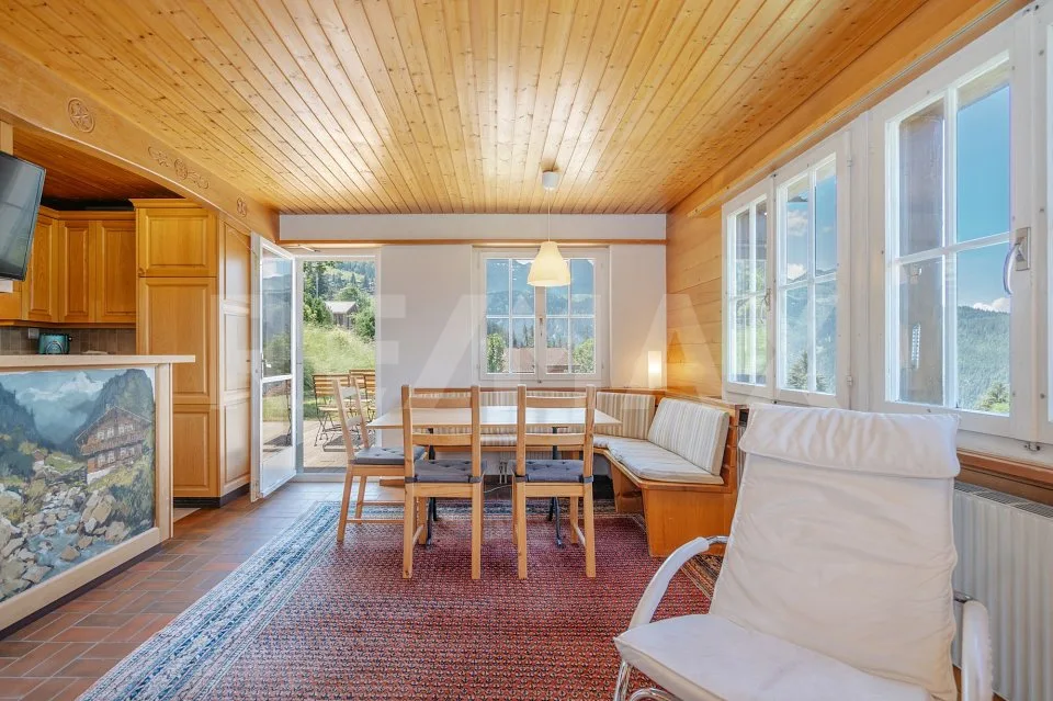 Die Berge vor Augen, den See zu Füssen - Ferienchalet mit 4.5 Zimmern und zusätzlichem Studio