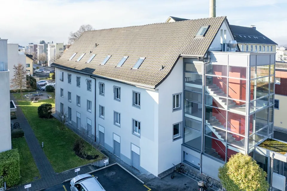 Gewerbeliegenschaft inkl. modernem Wohnen im Loftstyle