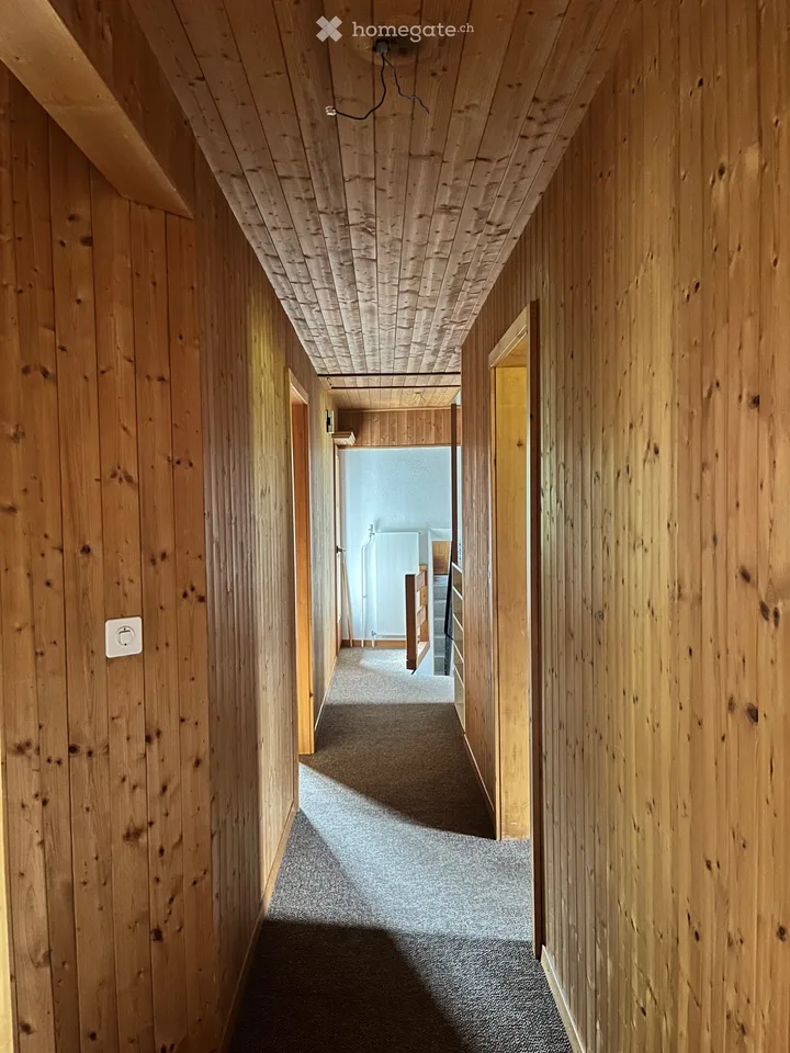 Appartamento di vacanza 3.5 locali con balcone a Klosters