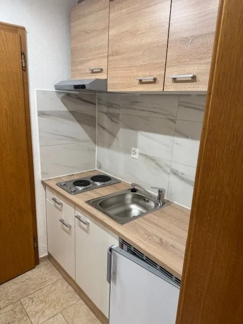 Serviced Apartment