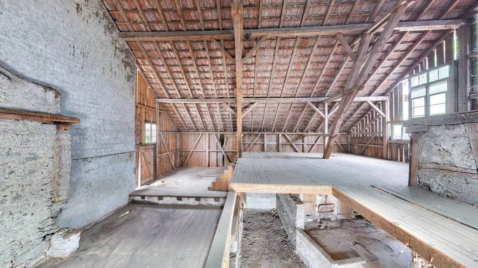 Buchberg SH: Bauernhaus mit attraktiver Baulandreserve – Foto 14 von 17