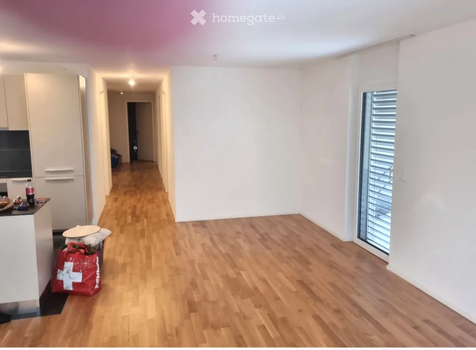 Apartment 4.5 rooms with lawn