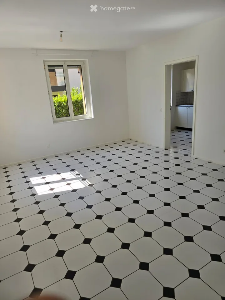 Apartment for rent with garden