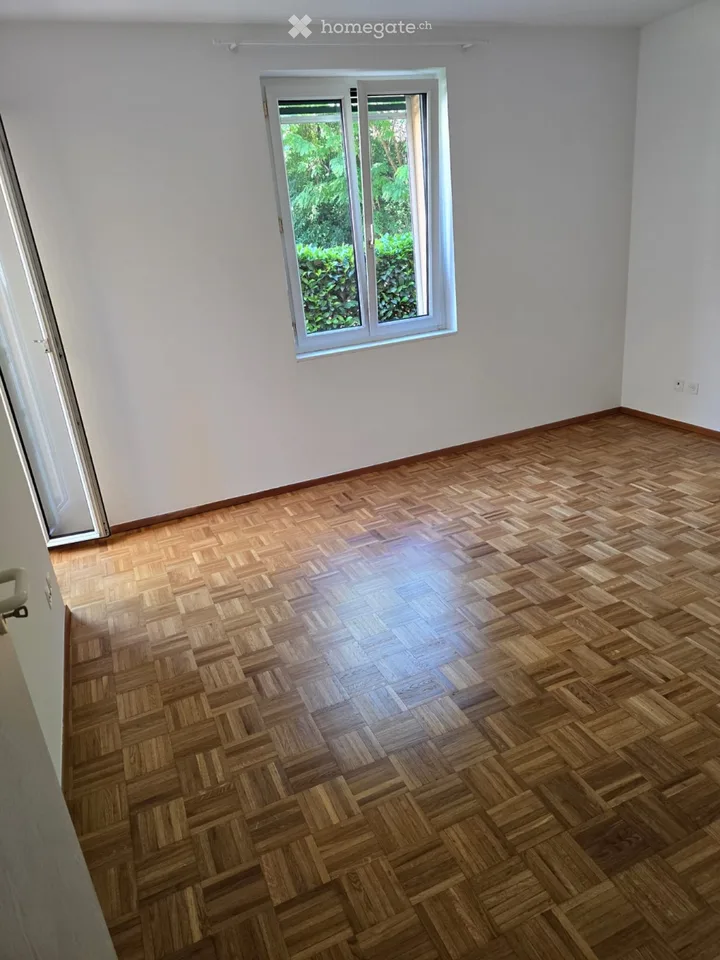 Apartment for rent with garden