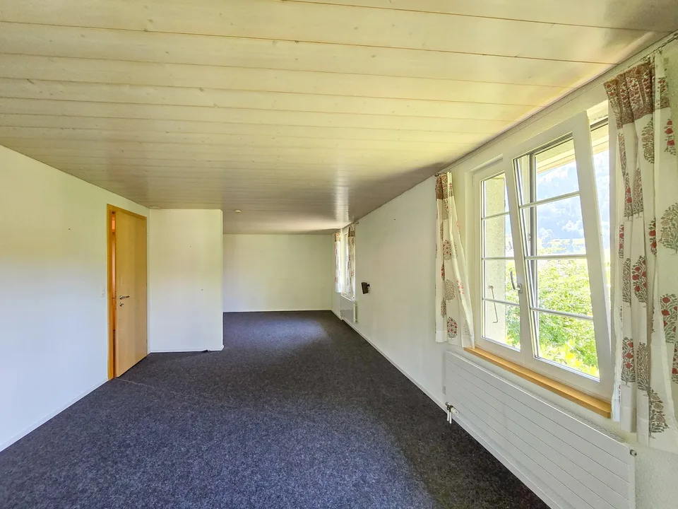 12 Room Residential House – photo 11 of 30