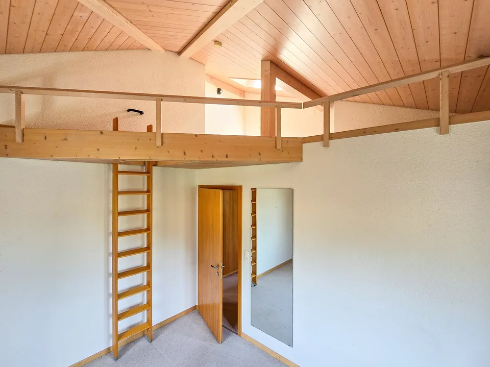 12 Room Residential House – photo 27 of 30
