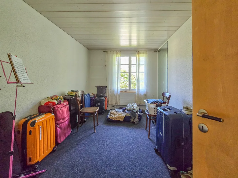 12 Room Residential House – photo 15 of 30