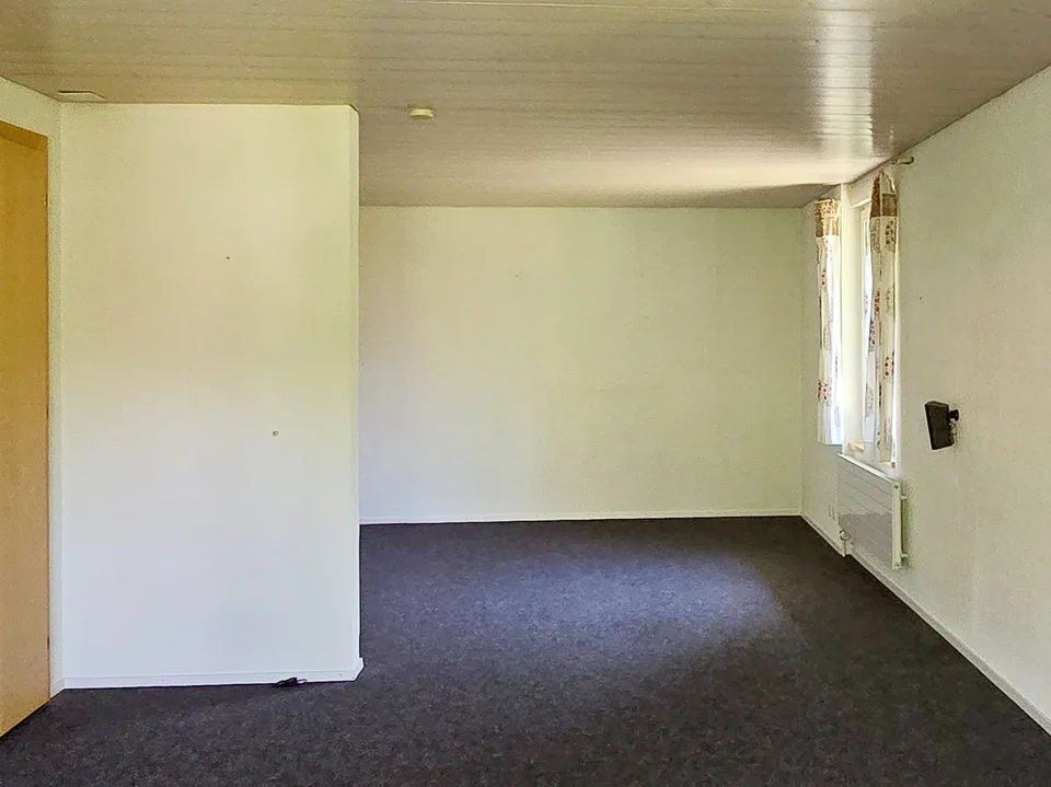 12 Room Residential House – photo 9 of 30