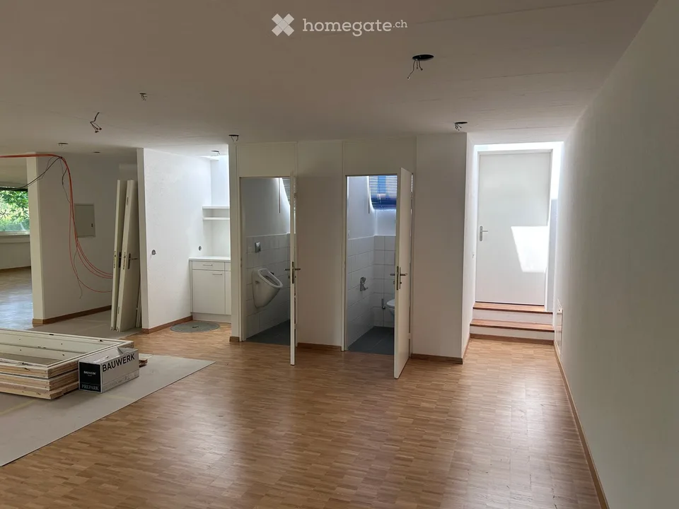 Büro oder Gewerbefläche im Untergeschoss an ruhiger Lage in Burgdorf