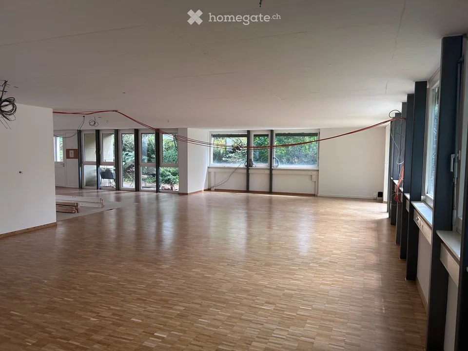 Büro oder Gewerbefläche im Untergeschoss an ruhiger Lage in Burgdorf