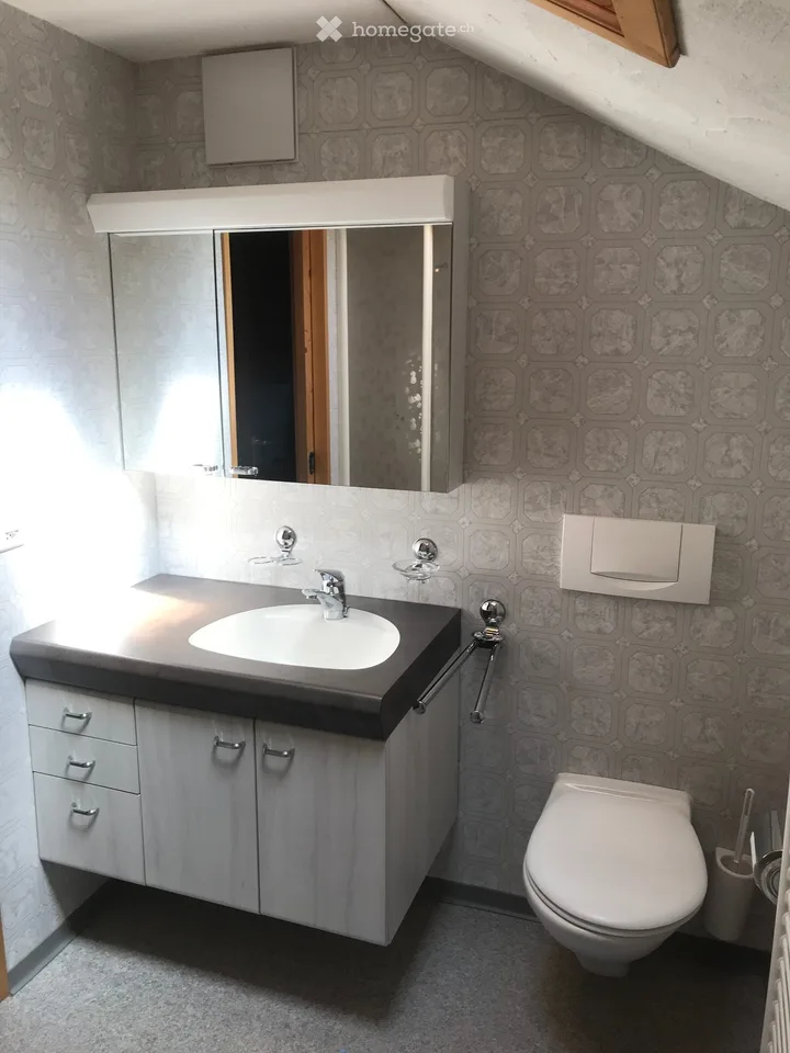 Appartement 2.5 pièces avec vue sur le panorama montagnard de l'Engadine – Votre refuge en Engadine