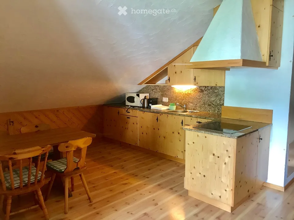Appartement 2.5 pièces avec vue sur le panorama montagnard de l'Engadine – Votre refuge en Engadine