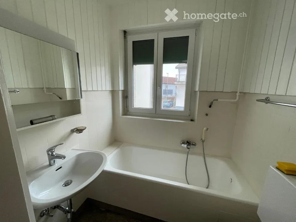 Wohnung mit 4 Zimmern in Breuleux