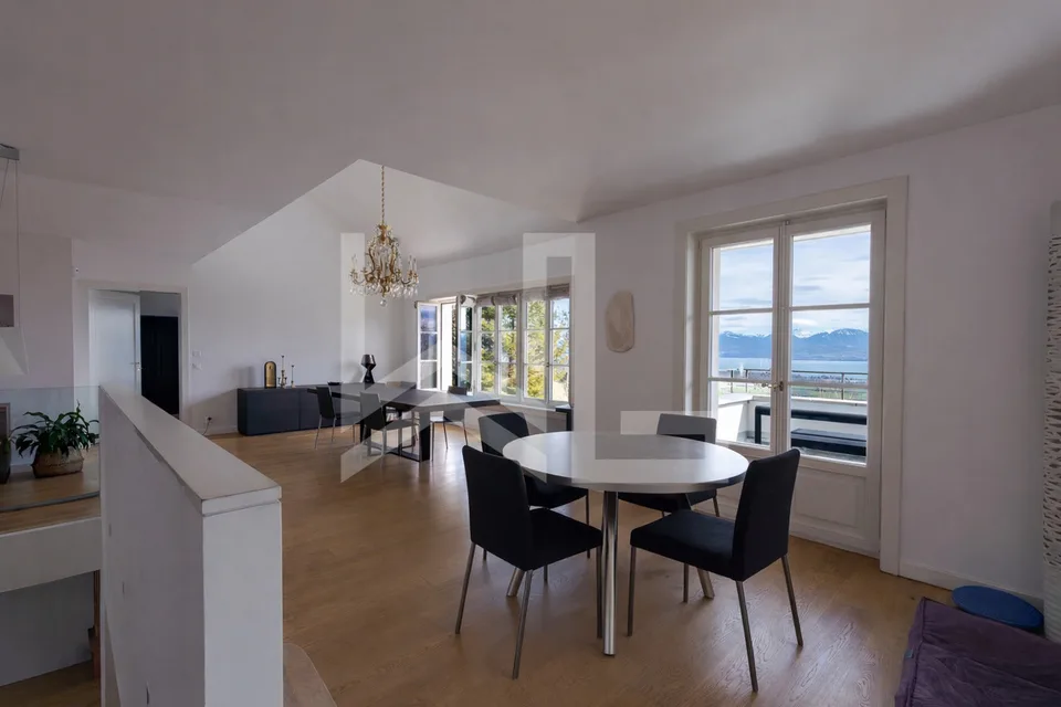 Propriété plein de charme avec vue- quartier calme – Foto 6 von 23