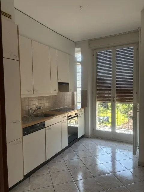 Biasca 3.5 rooms with double sanitation facilities and balconies