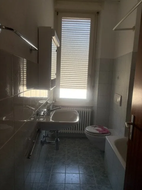 Biasca 3.5 rooms with double sanitation facilities and balconies