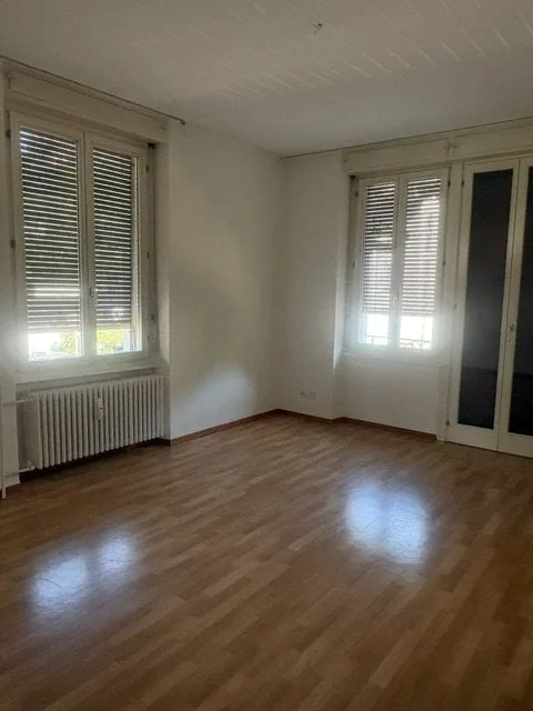 Biasca 3.5 rooms with double sanitation facilities and balconies