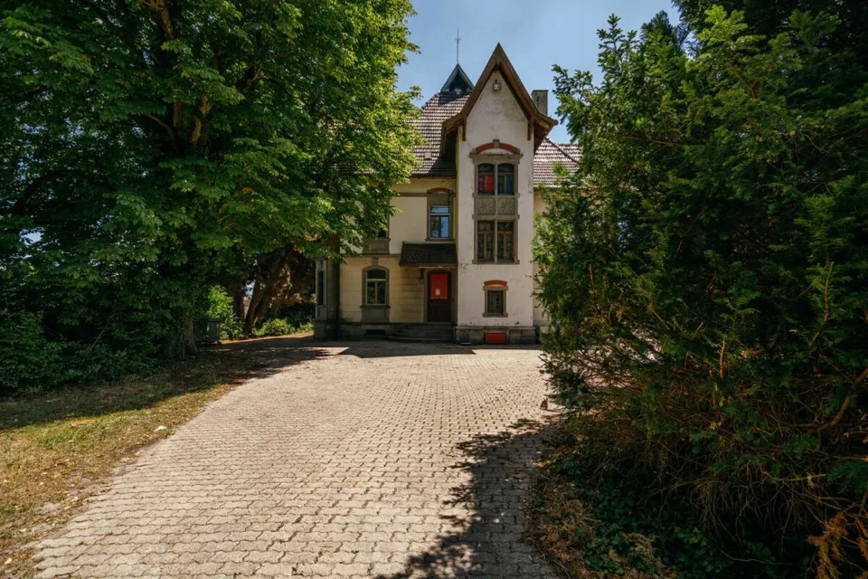 Villa Dreifuss - Wo Geschichte ein neues Kapitel schreibt