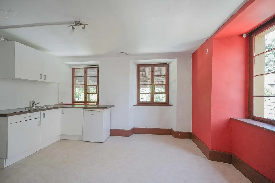 For makers and individualists: renovation object with approximately 1900 m² of land – photo 8 of 13