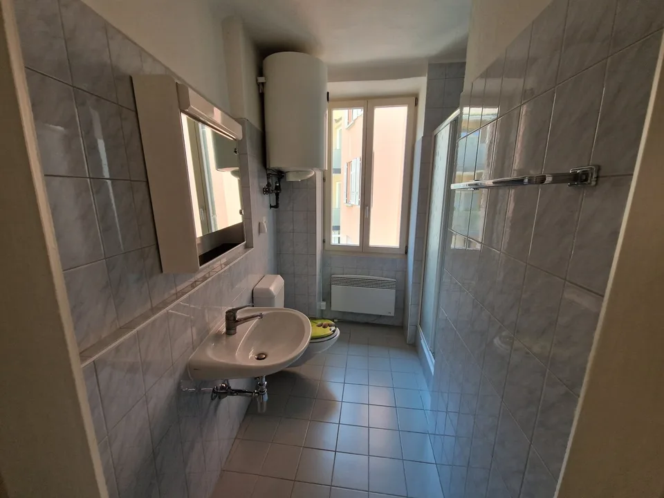 AFFITTASI IN CENTRO AD ASCONA - grazioso appartamento di 3 locali con balcone – foto 11 di 12