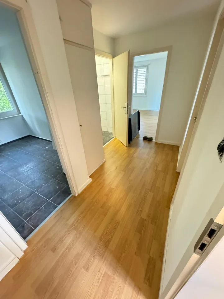 Appartement attractif et spacieux de 3 pièces avec grand balcon, au bord du lac Untersee!!