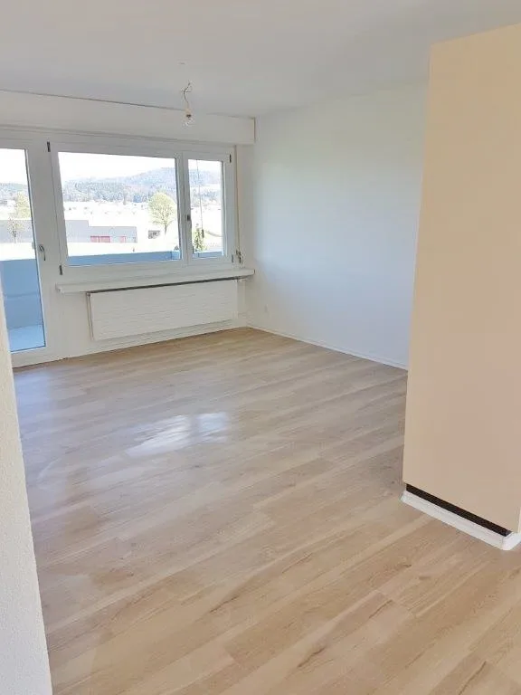 Appartement 4.5 pièces avec grand balcon à 6032 Emmen à louer