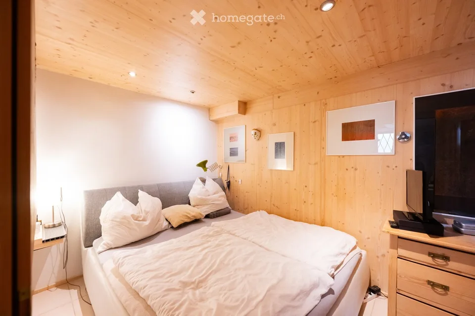 Demi-maison mitoyenne exclusive directement sur le Landwasser