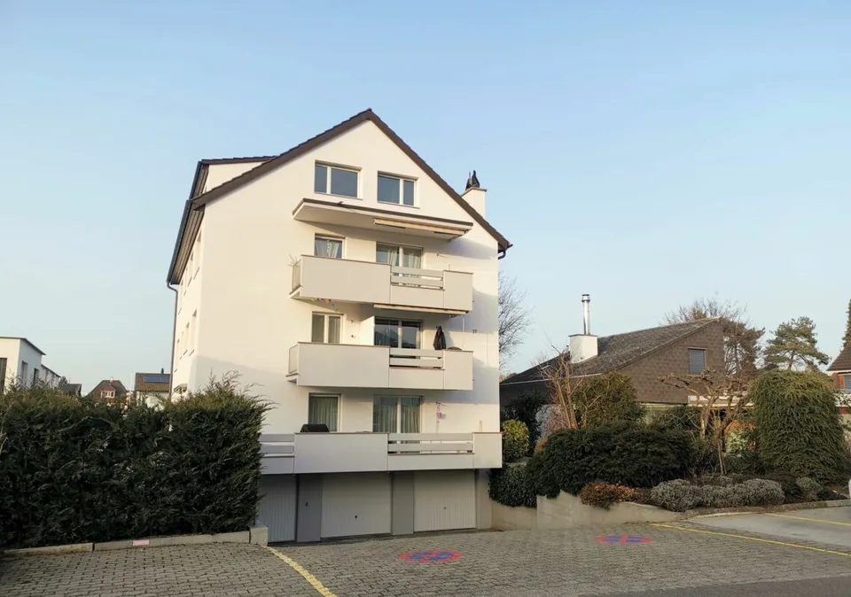 Aussenparkplatz in Pratteln