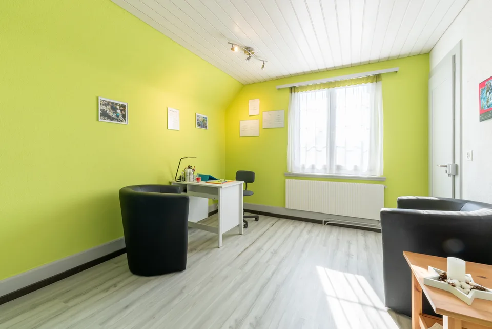 Wunderbares 7-Zimmer-Haus mit Option für zwei Wohneinheiten – Foto 9 von 13