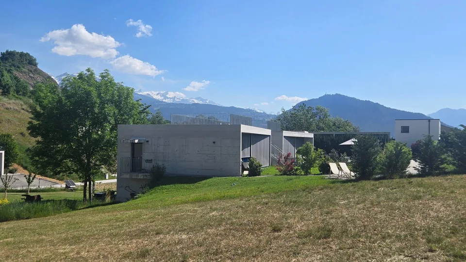 Moderne Villa in einer ruhigen Gegend von Grimisuat