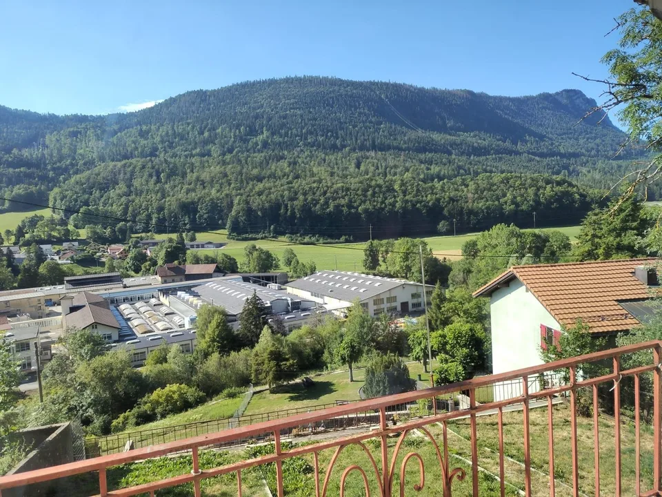 Incantevole appartamento di 4.5 locali a Vallorbe – disponibile immediatamente