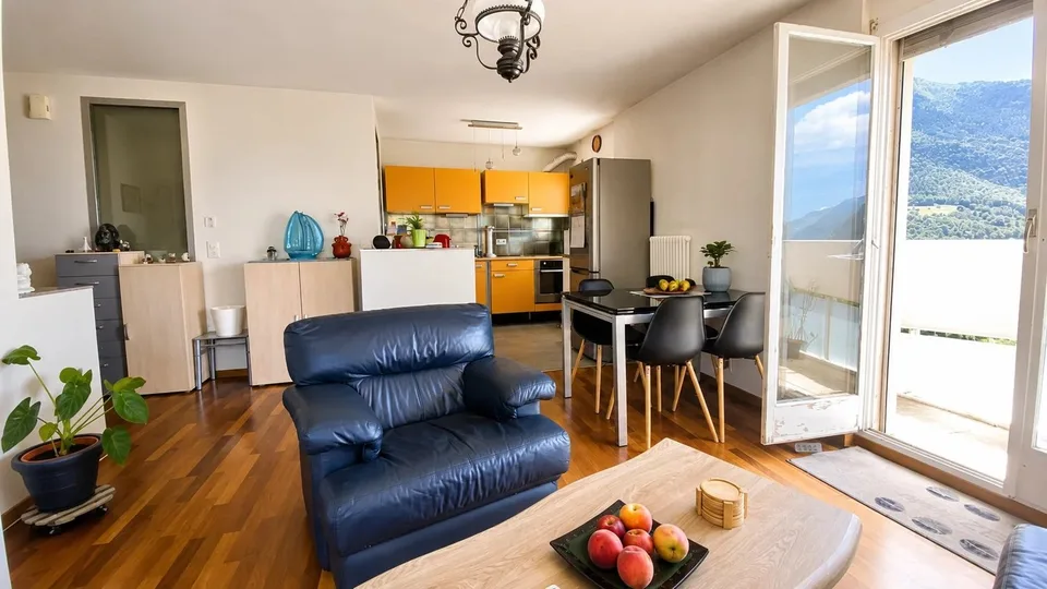 Appartamento di 4,5 locali al 10° piano con vista panoramica