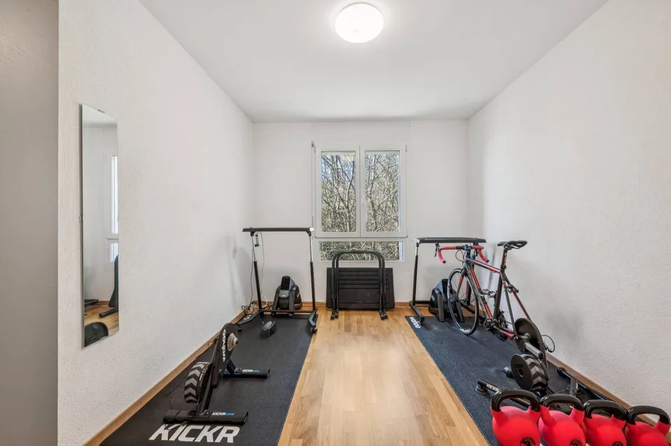 Dachgeschoß-Duplex mit contemporary Ausrichtung und Seeblick – Foto 10 von 13