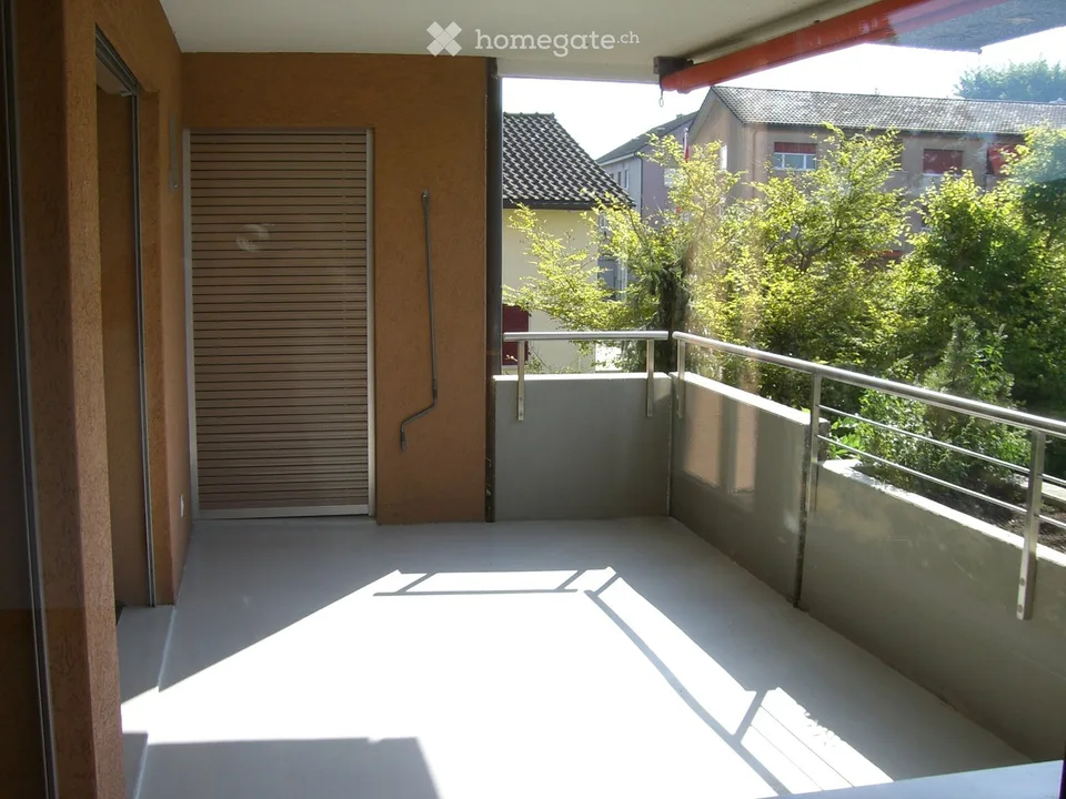 Appartement spacieux 4.5 pièces avec balcon à Felben-Wellhausen