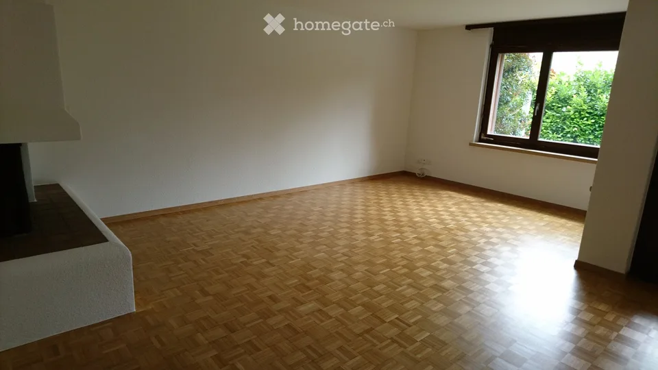 Appartement spacieux 4.5 pièces avec balcon à Felben-Wellhausen