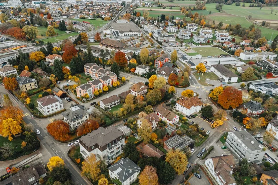 Wohn- und Geschäftshaus – Foto 8 von 30