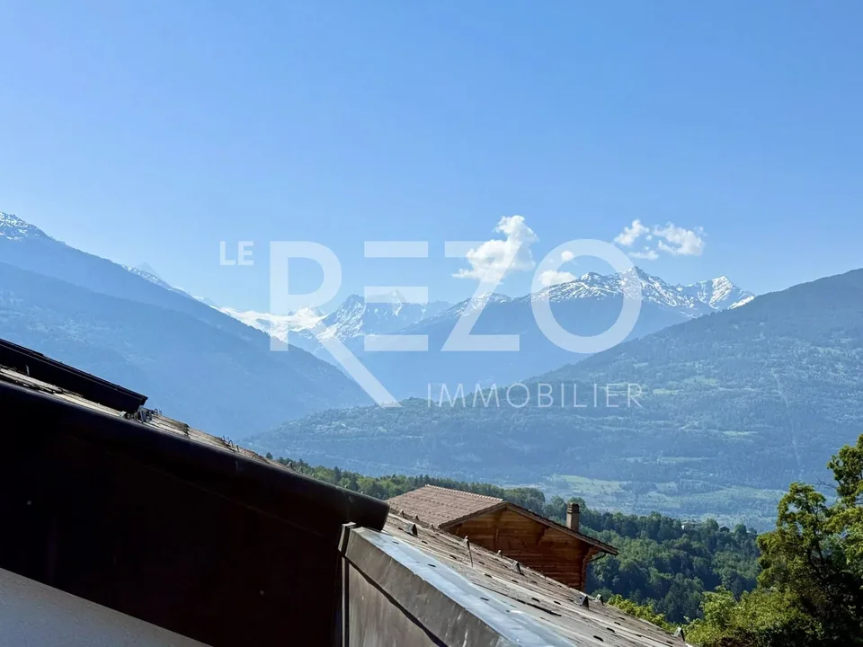 Spacieux attique de 6,5 pièces avec terrasse et vue panoramique - Savièse, VS.
