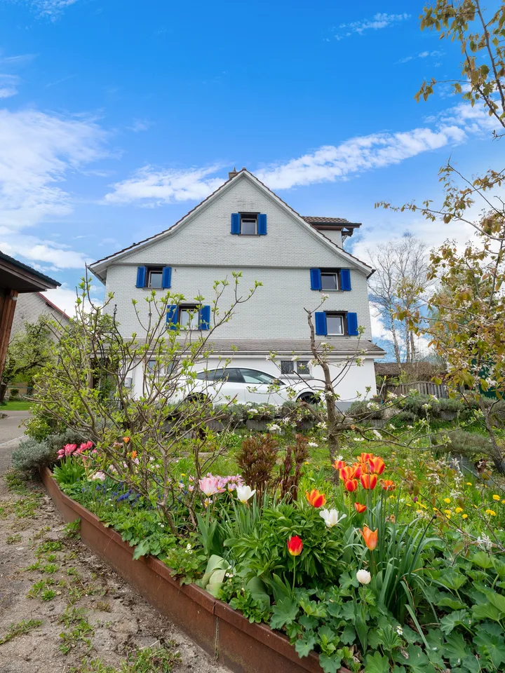 Reiheneinfamilienhaus direkt am Golfplatz – Idyllisch wohnen in Waldkirch (SG)