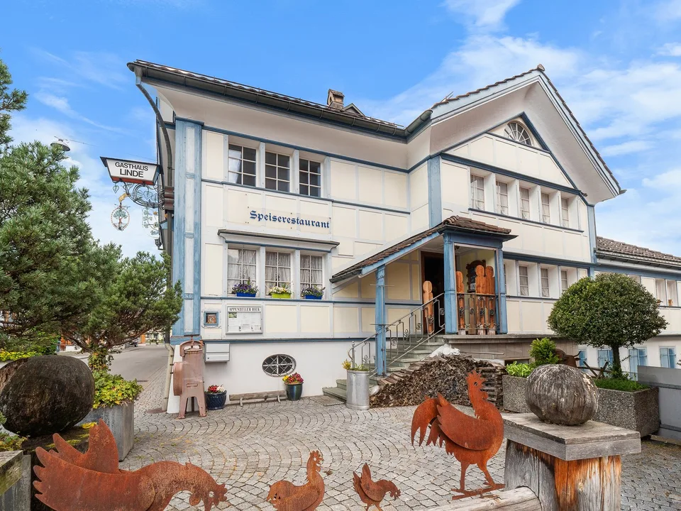 Casa appenzelleroise storica (Gasthaus Linde) nel cuore del villaggio