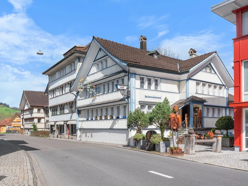 Geschichtsträchtiges Appenzellerhaus (Gasthaus Linde) mitten im Dorfkern