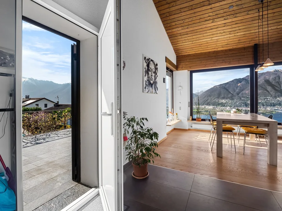 Exklusiver Wohntraum auf 2'637m2 Baugrundstück mit 180° Blick auf den Lago Maggiore