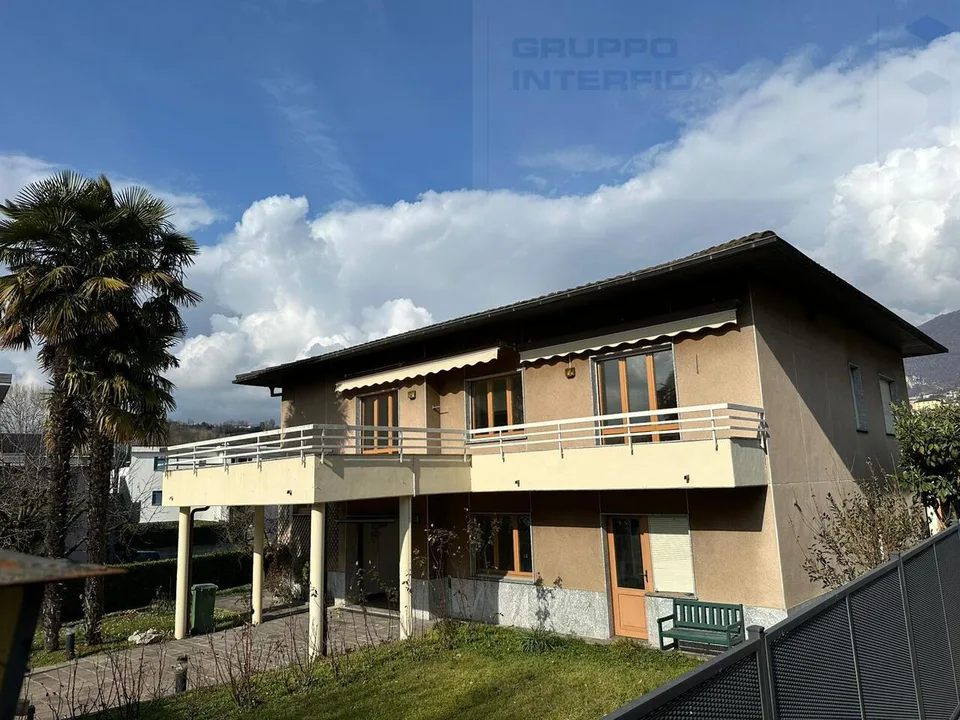 AMPIA CASA COMPOSTA DA DUE APPARTAMENTI – Foto 11 von 13